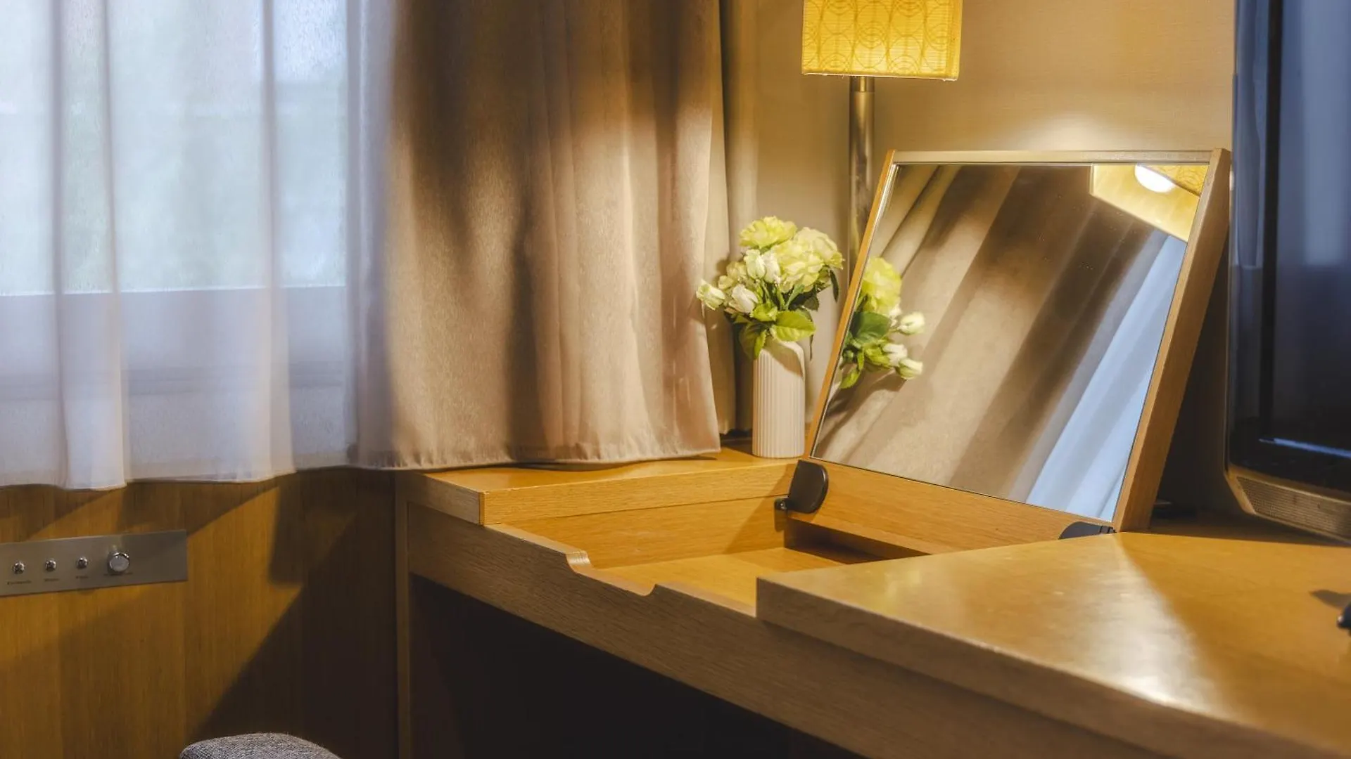 Hotel Gracery Tokyo Tamachi 3*,